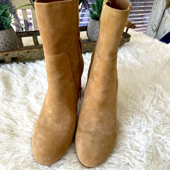 Michael Kors Boots - Picture 1 of 10